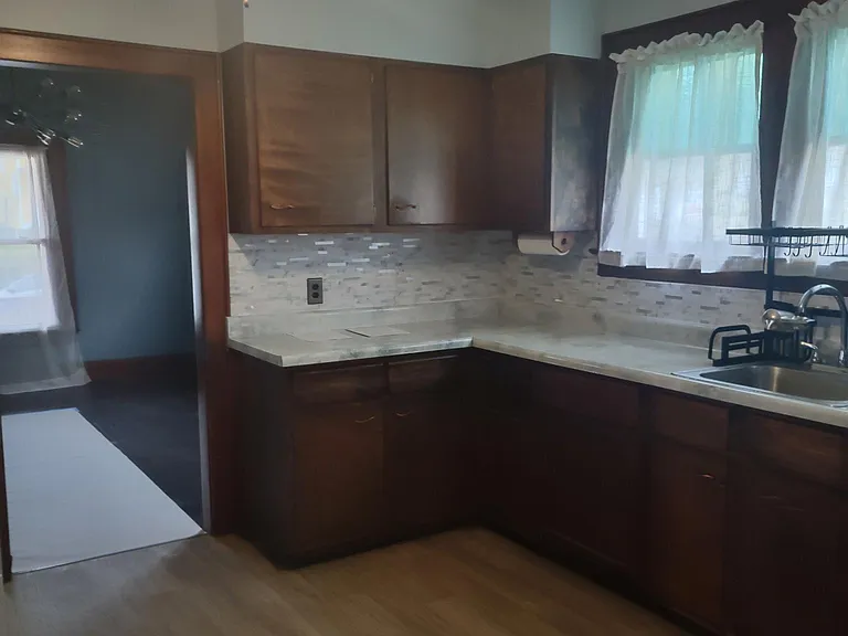 615 Stanton Ave — Photo 9