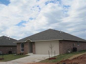 1st image of 1009 Coyote Dr