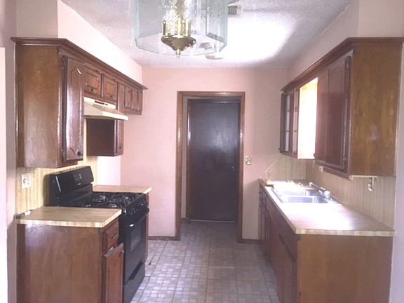 4th image of 5008 S Fairmont Ave