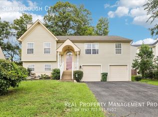8 Scarborough Ct, Stafford, VA 22554