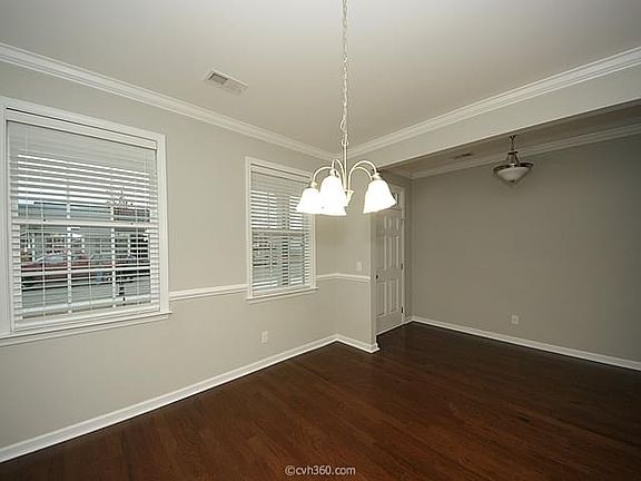 Photo of similar home