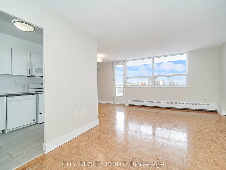 1500 Bathurst St #1008 — Photo 6