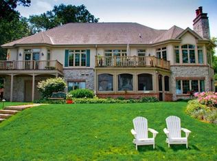 N57W30590 Stevens Rd, Hartland, WI 53029