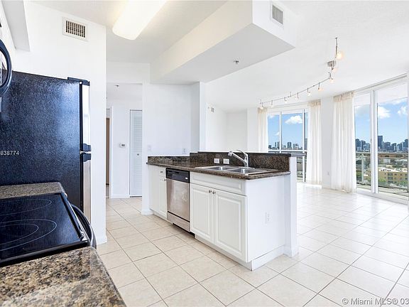 5th image of 1 Glen Royal Pkwy APT 1102