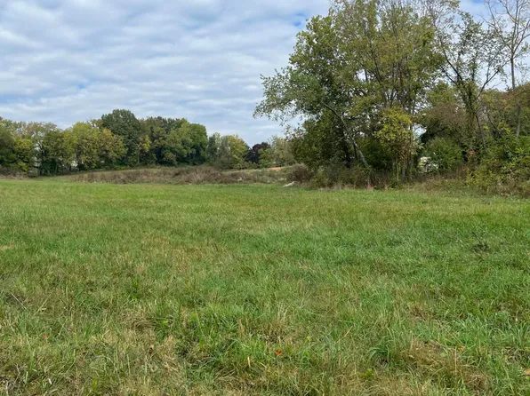 000 Luney Drive, Cassville, MO 65625