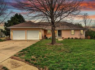 3504 SW Kent Ct, Topeka, KS 66614