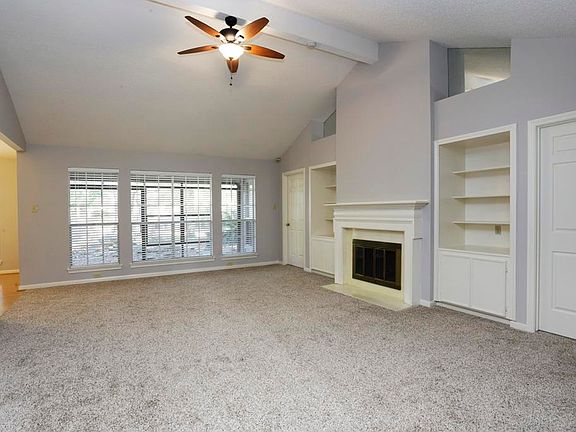 3rd image of 4803 Lake Village Dr