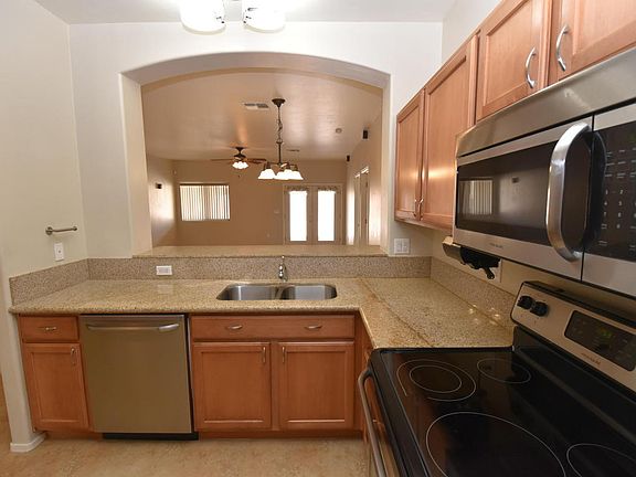 2nd image of 11552 W Stone Hearth St