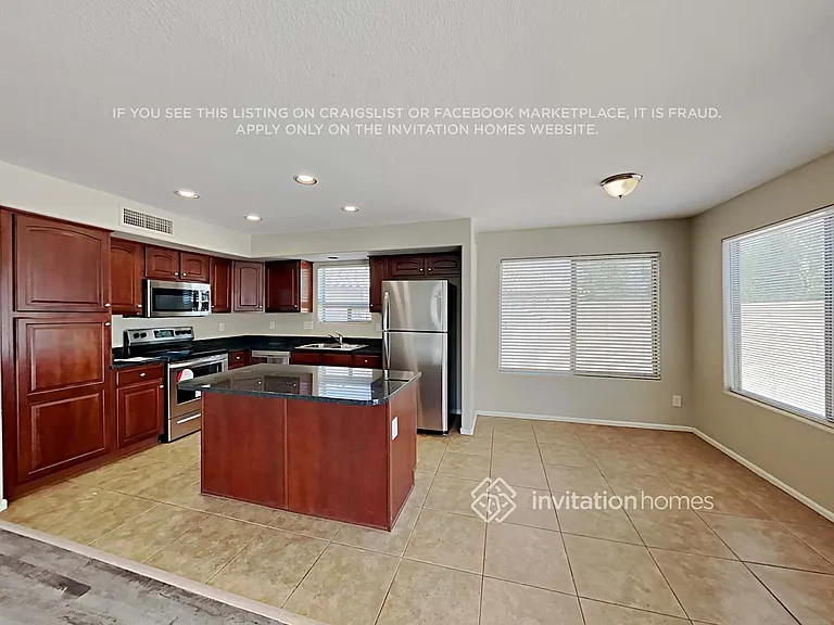 4614 W Valencia Dr — Photo 7