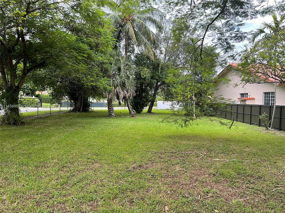 1st image of 379 N Melrose Dr