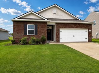 156 Olivia Cir, Chapel Hill, TN 37034