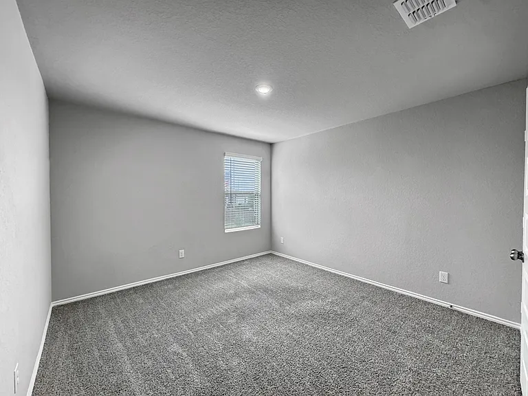 249 Antelope Valley — Photo 34