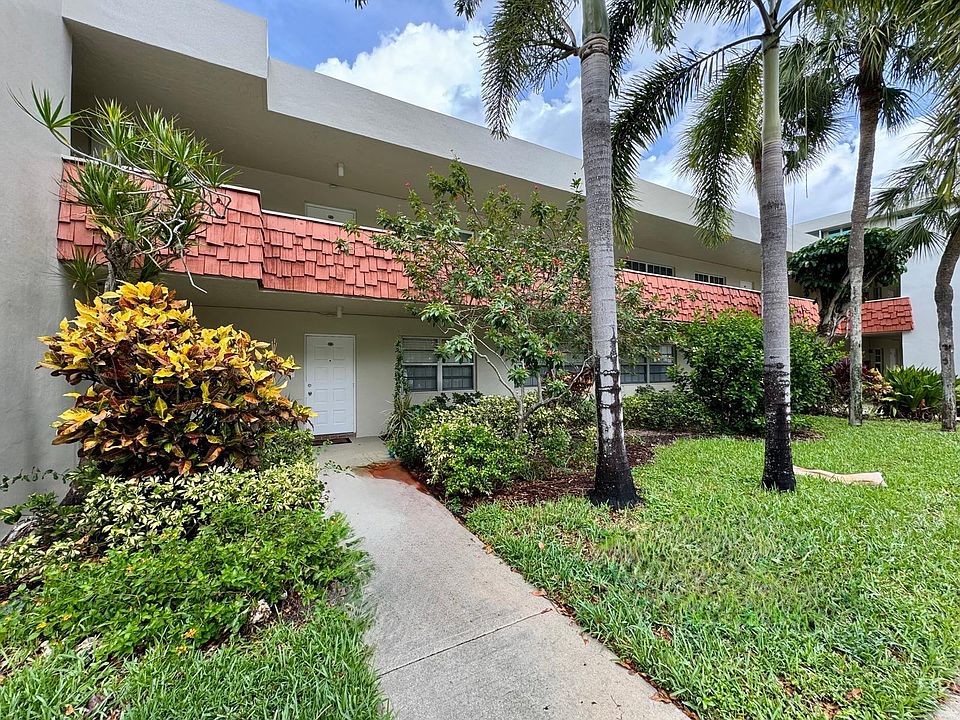 1st image of 901 Cypress Terrace #103