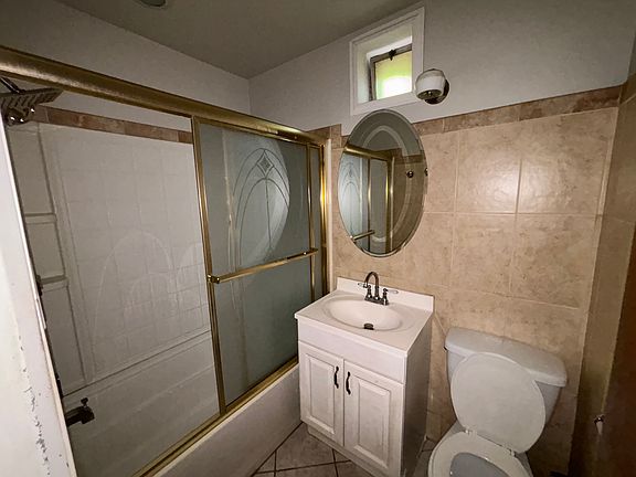 4th image of 5249 Devonshire Ave #1F