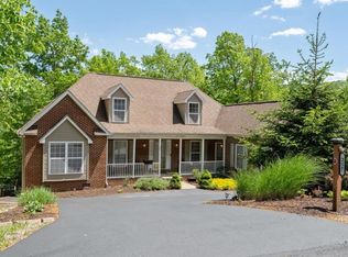 257 Rainier Rd, Mc Gaheysville, VA 22840