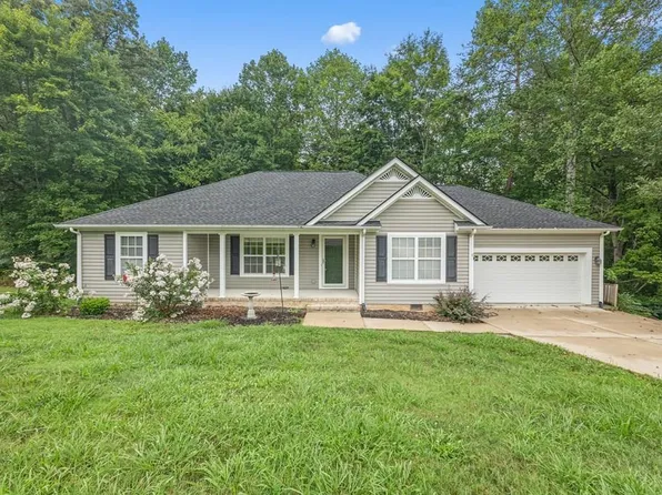 3913 Birchwood Ct, Cookeville, TN 38501