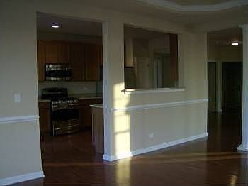 2nd image of 2633 Commons Dr #Drive-glen