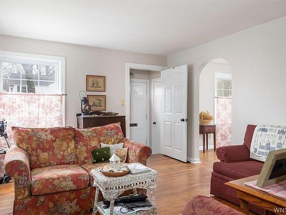 5th image of 509 Berryman Dr