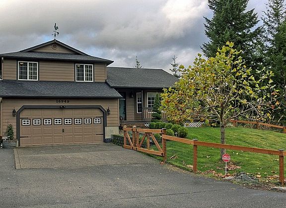 2nd image of 16949 Brasher Ln SE