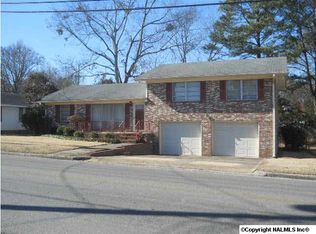 811 S 4th St, Gadsden, AL 35901