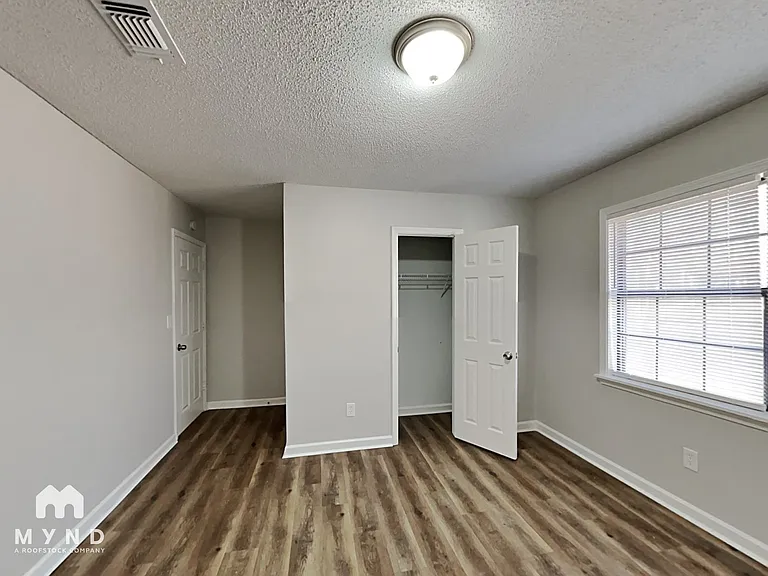 2979 Bayberry Ct — Photo 16