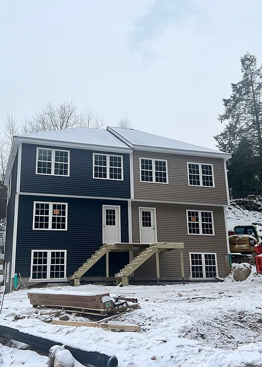 60 Hill Rd Charlton MA Zillow