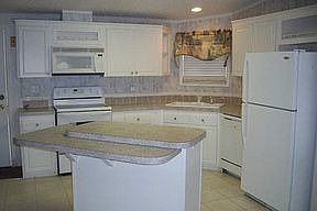 3rd image of 506 Royal Poinciana Ave