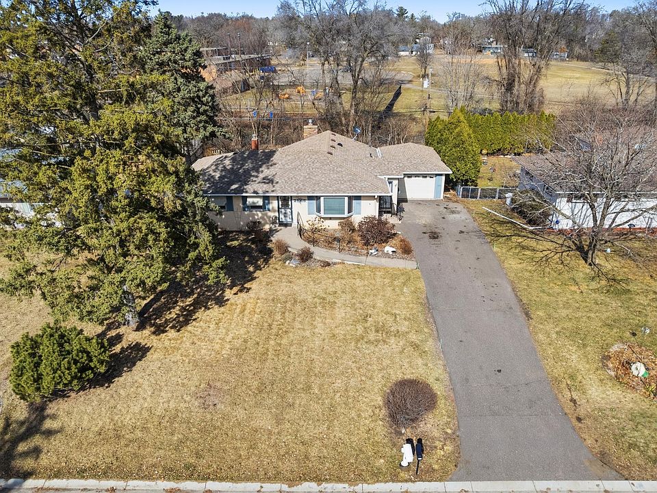 1st image of 2565 Martin Way