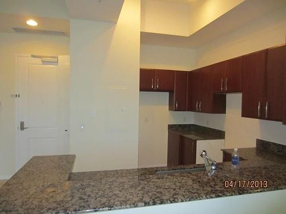 3rd image of 403 S Sapodilla Ave APT 116
