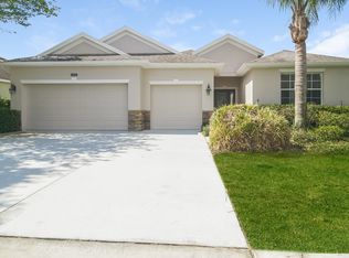 4838 Royce Dr, Mount Dora, FL 32757