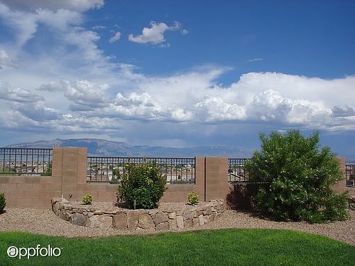 3rd image of 10224 Avenida Vista Sol NW