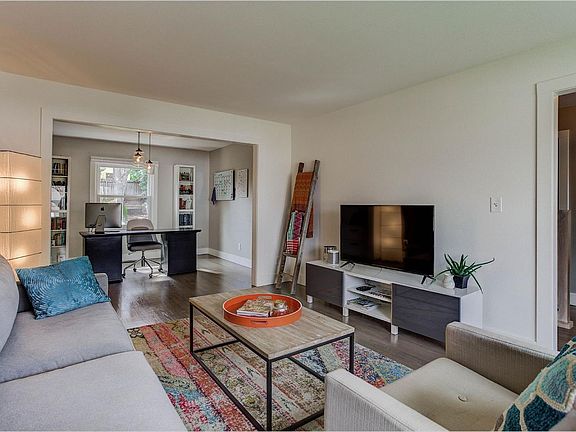 4th image of 6766 S Magnolia Ct