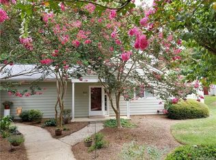 851 Sardis Cove Dr, Charlotte, NC 28270