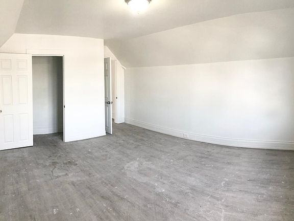 2nd image of 210 S 1st Ave Floor 3