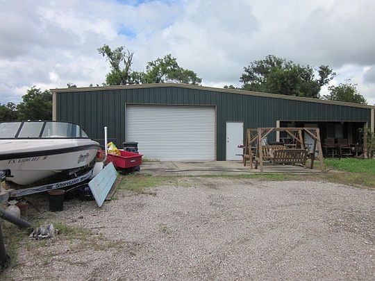 2nd image of 5938 County Road 961