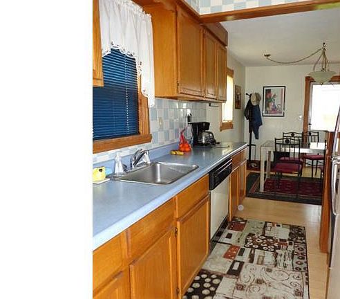 3rd image of 4389 W 189th St