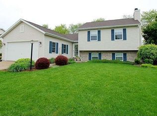 224 Heather Dr, Cottage Grove, WI 53527