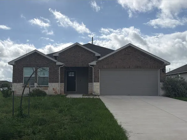 1449 Parkwood, Seguin, TX 78155
