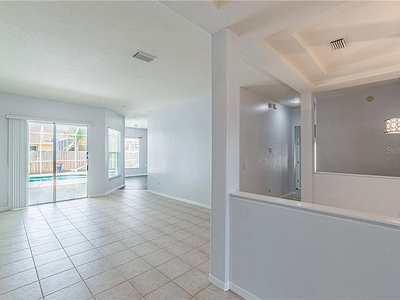 5th image of 12410 Bristol Commons Cir