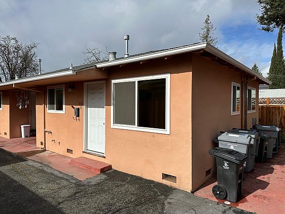 2nd image of 717 Ehrhorn Ave #B