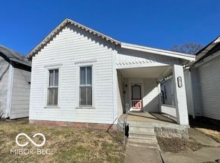 1327 Sycamore St, Columbus, IN 47201