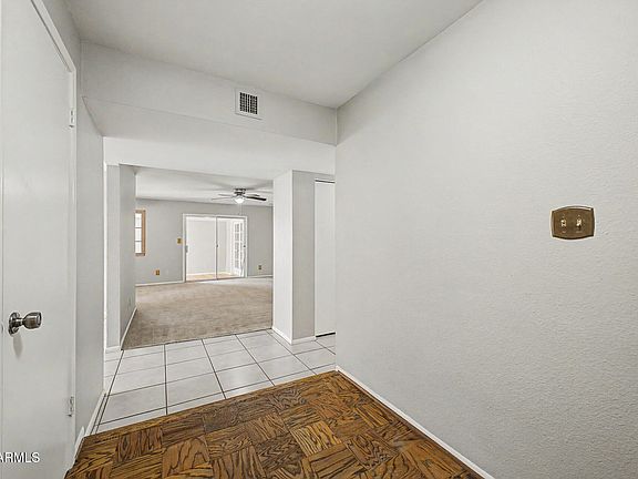 4th image of 3401 E DAHLIA Drive