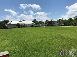 17070 Feather Nest Dr, Springfield, LA 70462