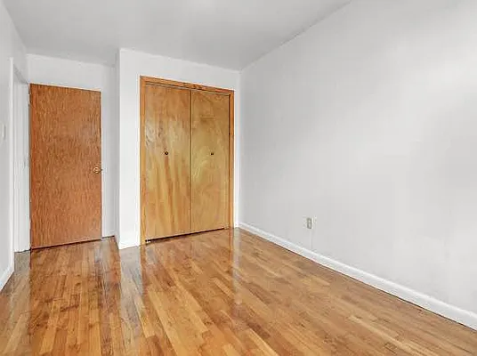Rented by R New York | media 11