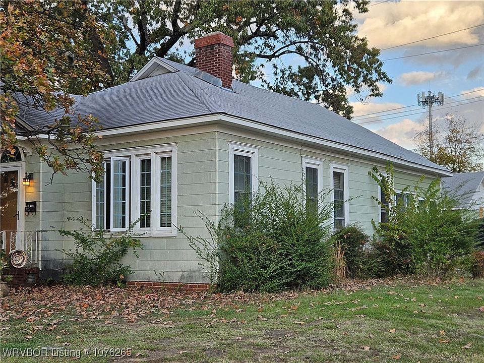 2nd image of 400 N 25th St