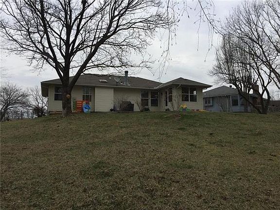 2nd image of 3408 NW Shannon Ct