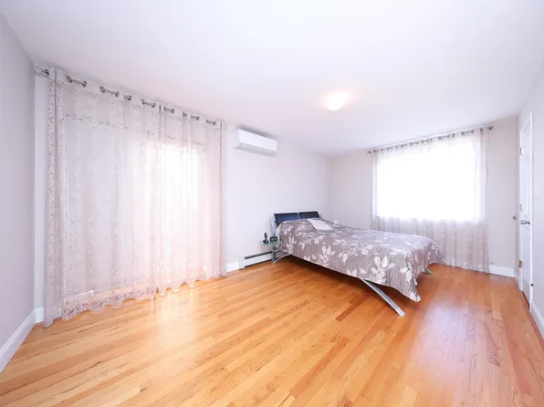 1323 Avenue X image 7 of 22