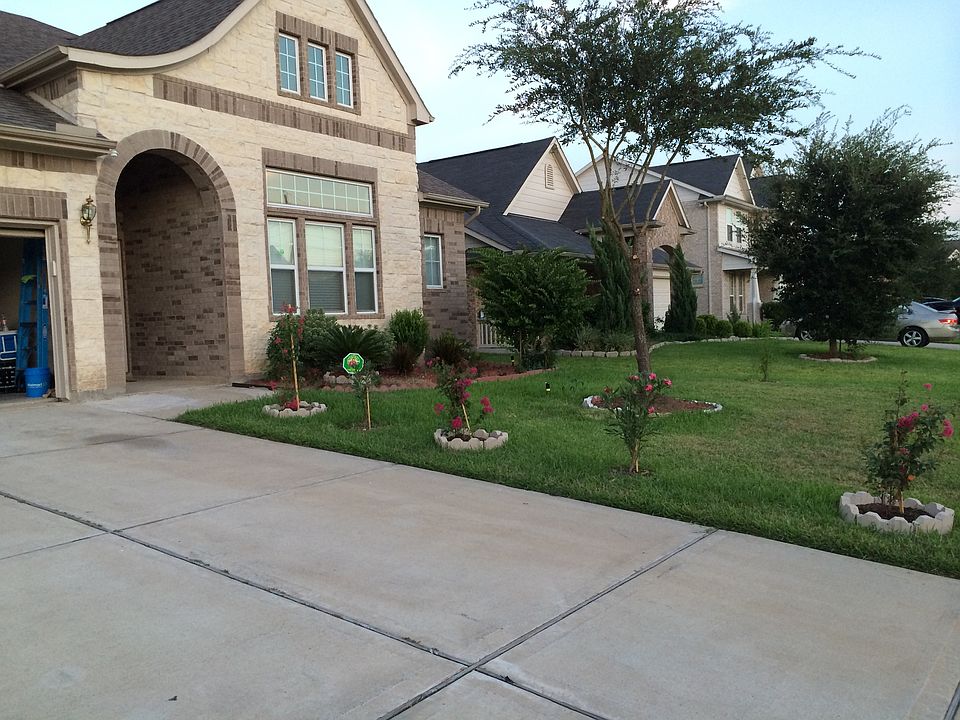 1st image of 9019 Creeks Gate Ct