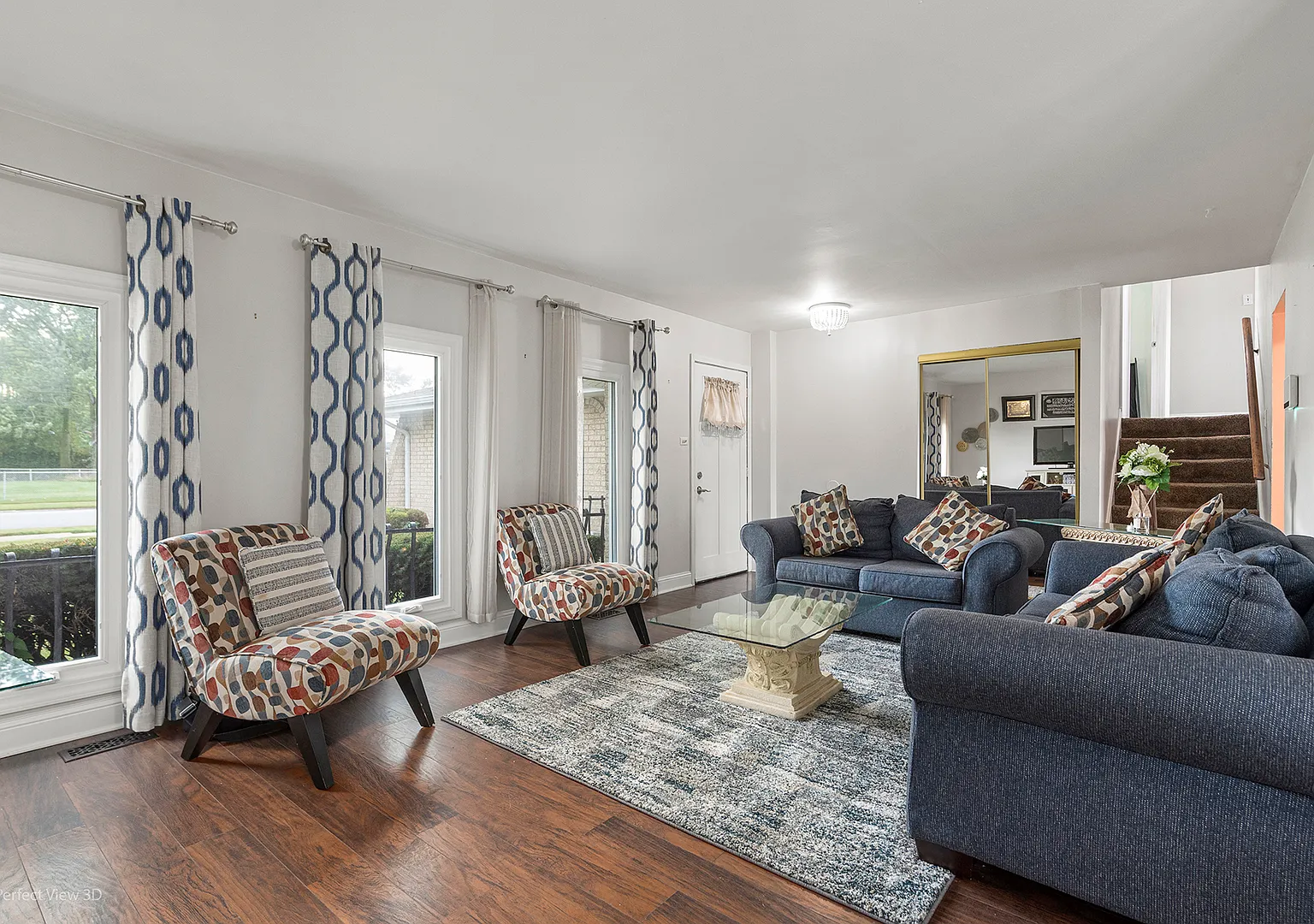 3 bed, 1295 sqft, $2,750 — Photo 4