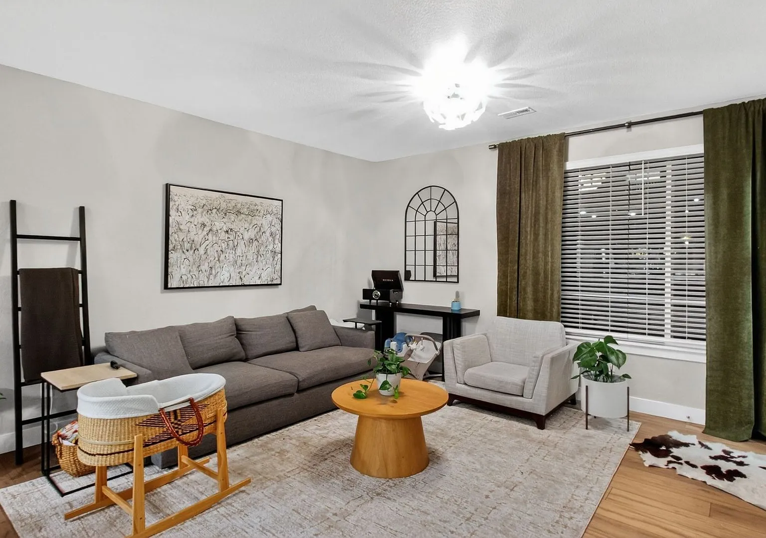 3BR Townhouse in Parker - Available to Move-In January 6th! — Photo 3